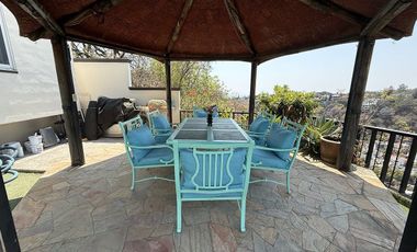 Casa remodelada con vigilancia 24/7 y espectacular vista