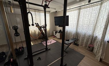 Casa remodelada con vigilancia 24/7 y espectacular vista