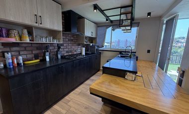 Casa remodelada con vigilancia 24/7 y espectacular vista