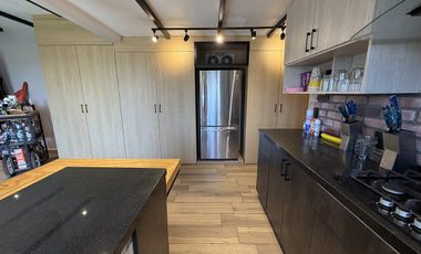 Casa remodelada con vigilancia 24/7 y espectacular vista