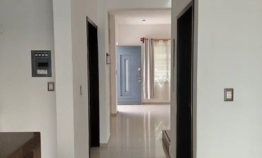 Casa en Renta en Real Santa Fe VdeA | Recámara en Planta Baja y Paneles Solares