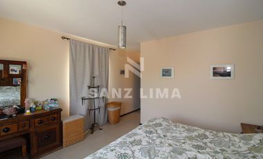 Senda Real: Iluminadisima casa con bello jardin y recamara en planta baja.