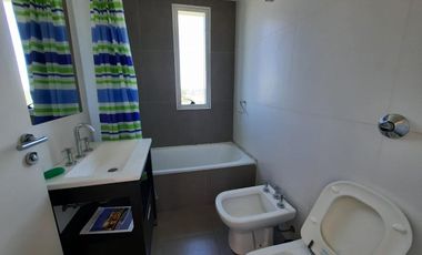 Alquiler Departamento de 2 ambientes amoblado con cochera en edificio Delta 8 Nordelta de categoria