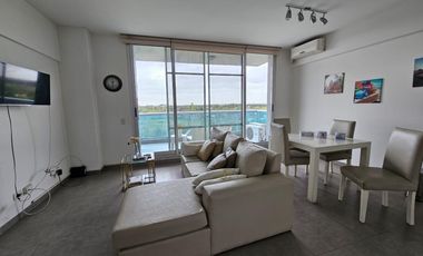 Alquiler Departamento de 2 ambientes amoblado con cochera en edificio Delta 8 Nordelta de categoria