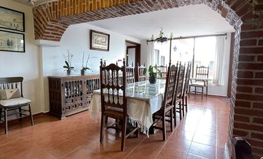 Casa en venta con 2 locales y departamento independiente en Pentecostés Texcoco