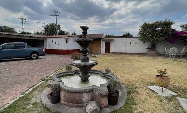 Casa en venta con 2 locales y departamento independiente en Pentecostés Texcoco