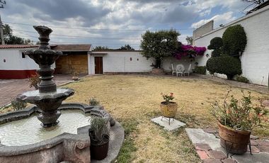 Casa en venta con 2 locales y departamento independiente en Pentecostés Texcoco