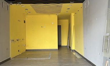 LOCAL EN RENTA DENTRO DE PLAZA