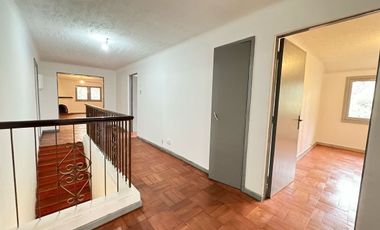 Vende Dos Casas Espectaculares Independiente  Miraflores