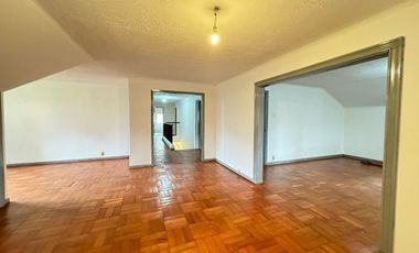 Vende Dos Casas Espectaculares Independiente  Miraflores