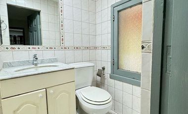 Vende Dos Casas Espectaculares Independiente  Miraflores