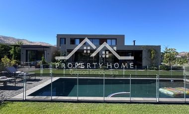 FABULOSA CASA NUEVA EN EXCLUSIVO CONDOMINIO PIEDRA ROJA