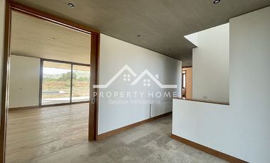 FABULOSA CASA NUEVA EN EXCLUSIVO CONDOMINIO PIEDRA ROJA