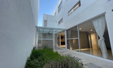 Excelente Departamento en renta, plant baja en Juriquilla Santa Fe, Querétaro