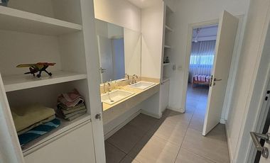 Casa en venta en Estancias del Río, Estancias del Pilar, GBA Norte - 5 Ambientes