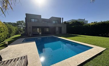 Casa en venta en Estancias del Río, Estancias del Pilar, GBA Norte - 5 Ambientes