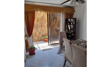 Casa en conjunto cerrado Santa Marta