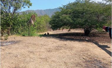 Lote cerca al aeropuerto Santa Marta Colombia