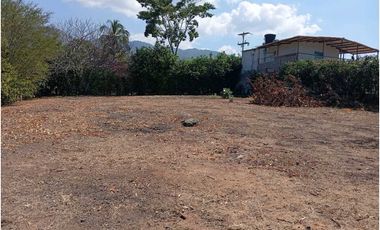 Lote cerca al aeropuerto Santa Marta Colombia