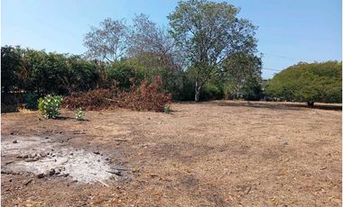 Lote cerca al aeropuerto Santa Marta Colombia