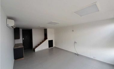 Alquiler Oficina Poblado Palmas 9862397 DL