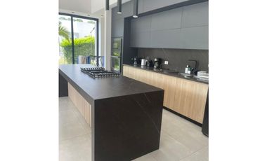 Casa campestre amoblada para arriendo en Combia, Pereira!!!