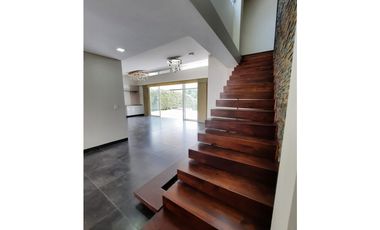 Casa campestre en condominio para la venta,Pueblito Cafetero,Pereira