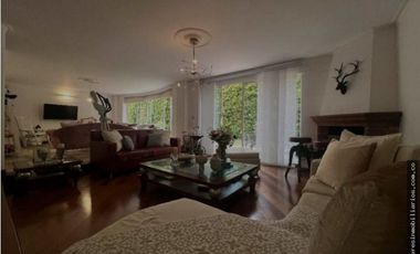 CASA  EN  SECTOR LA CALERA - POBLADO