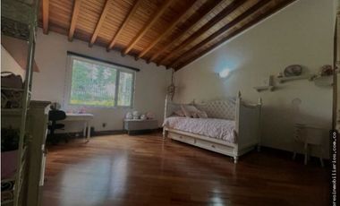 CASA  EN  SECTOR LA CALERA - POBLADO