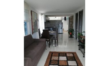 SE VENDE CASA EN EL BARRIO LA DIVISA