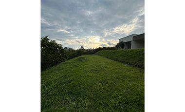 Casa campestre en condominio para la venta en la Via Armenia, Pereira