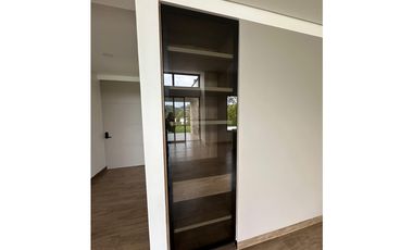 Casa campestre en condominio para la venta en la Via Armenia, Pereira