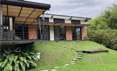 Casa campestre en condominio para arriendo en Cerritos, Pereira!!!