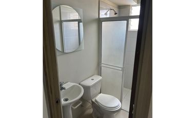 Se arrienda apartamento amoblado en condina