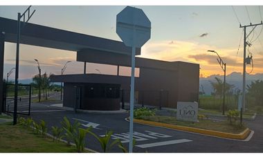 Se vende lote en Cerritos Pereira