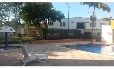 Se arrienda apartamento en Galicia Pereira