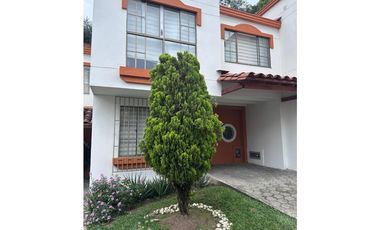 Se vende casa en Alamos Pereira