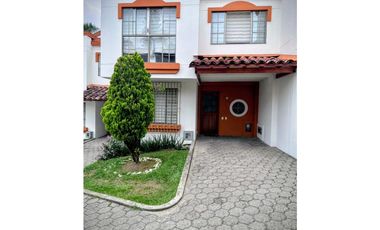 Se vende casa en Alamos Pereira
