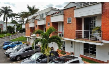 Casa en la AVE Sur