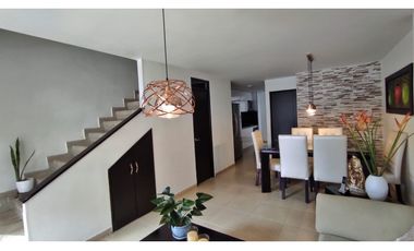 Casa en la AVE Sur