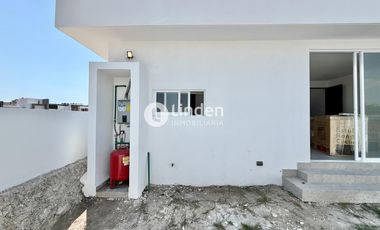 CASA EN VENTA EN FRACCIONAMIENTO FARASI, HARAS DEL BOSQUE