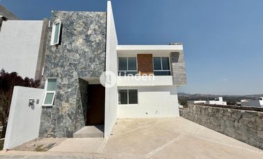 CASA EN VENTA EN FRACCIONAMIENTO FARASI, HARAS DEL BOSQUE