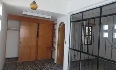 OFICINAS, CONSULTORIOS. ,UBICADISIMA! ZONA DORADA