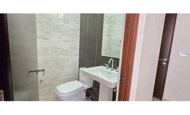 Casa con Paneles Solares en River Valley - Panamá Pacífico