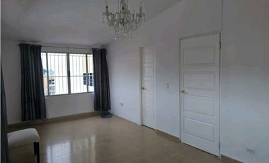 CASA DUPLEX EN HATO PINTADO 243M2 CERCA DE LA 12 DE OCTUBRE