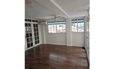 CASA DUPLEX EN HATO PINTADO 243M2 CERCA DE LA 12 DE OCTUBRE