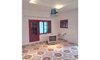 ALQUILO CASA DE 3HAB SIN MUEBLES
