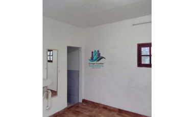 ALQUILO CASA DE 3HAB SIN MUEBLES