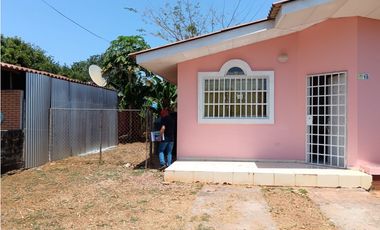 VENTA DE CASA EN CHITRÉ - LA ARENA