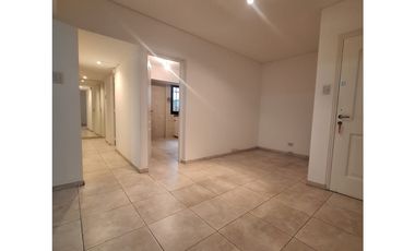 ESPECTULAR  DEPARTAMENTO ALQUILER C/ COCHERA CALLE CHILE 776.CUIDAD